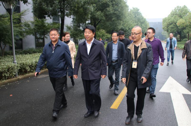 1540779385156505.png 11.png