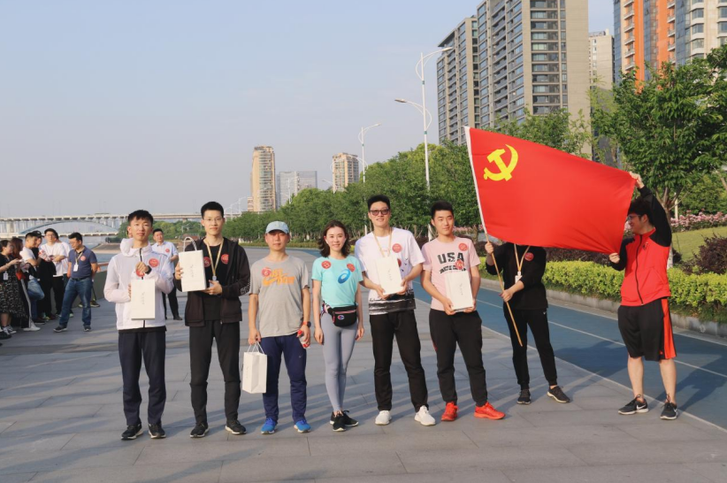 1620434562575271.png 333.png